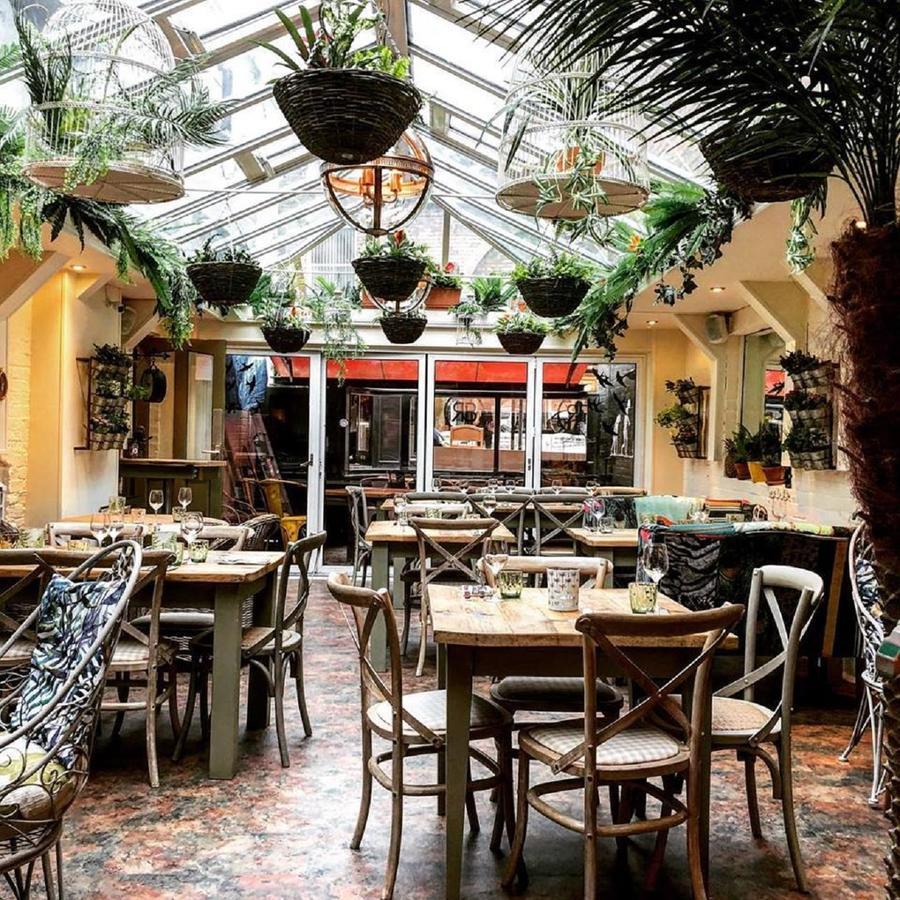 Darwin'S Kitchen Hotel Shrewsbury Buitenkant foto