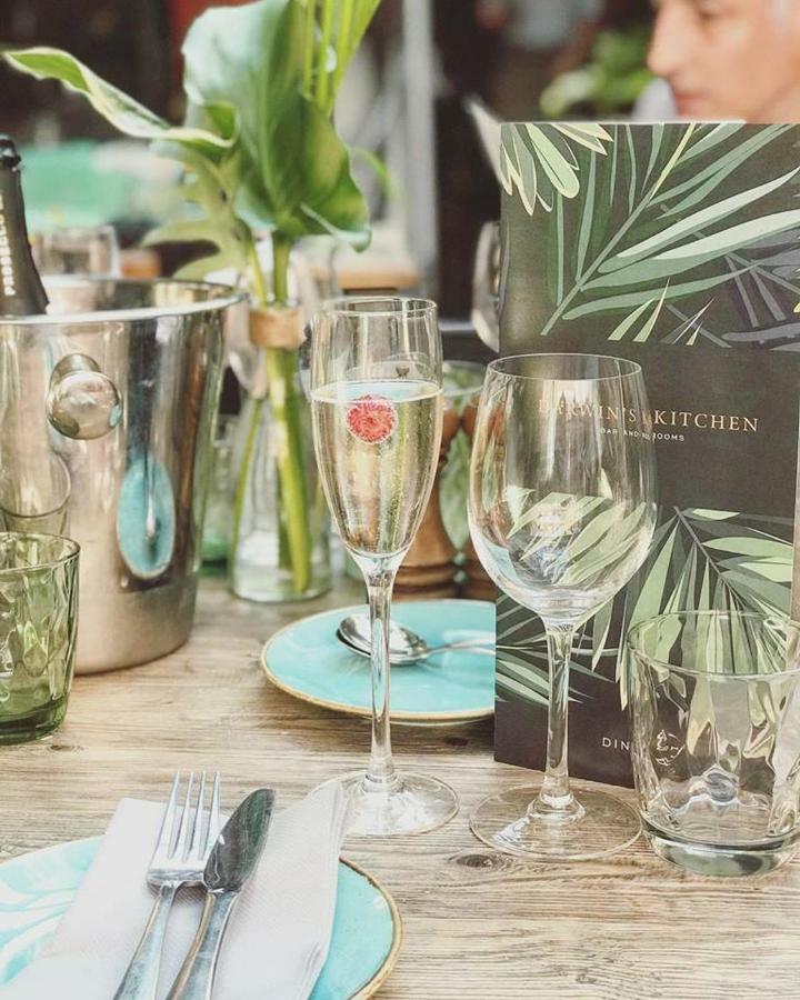 Darwin'S Kitchen Hotel Shrewsbury Buitenkant foto